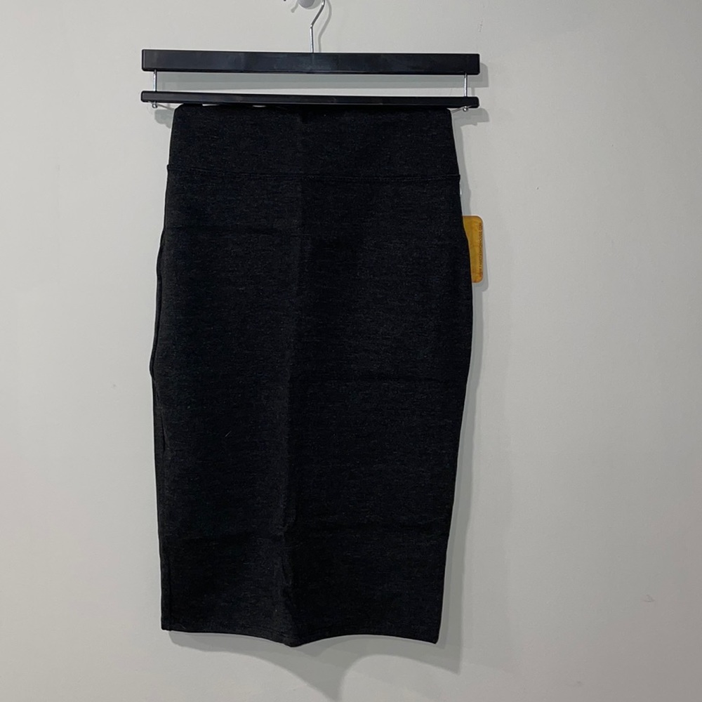 Medium pencil skirt